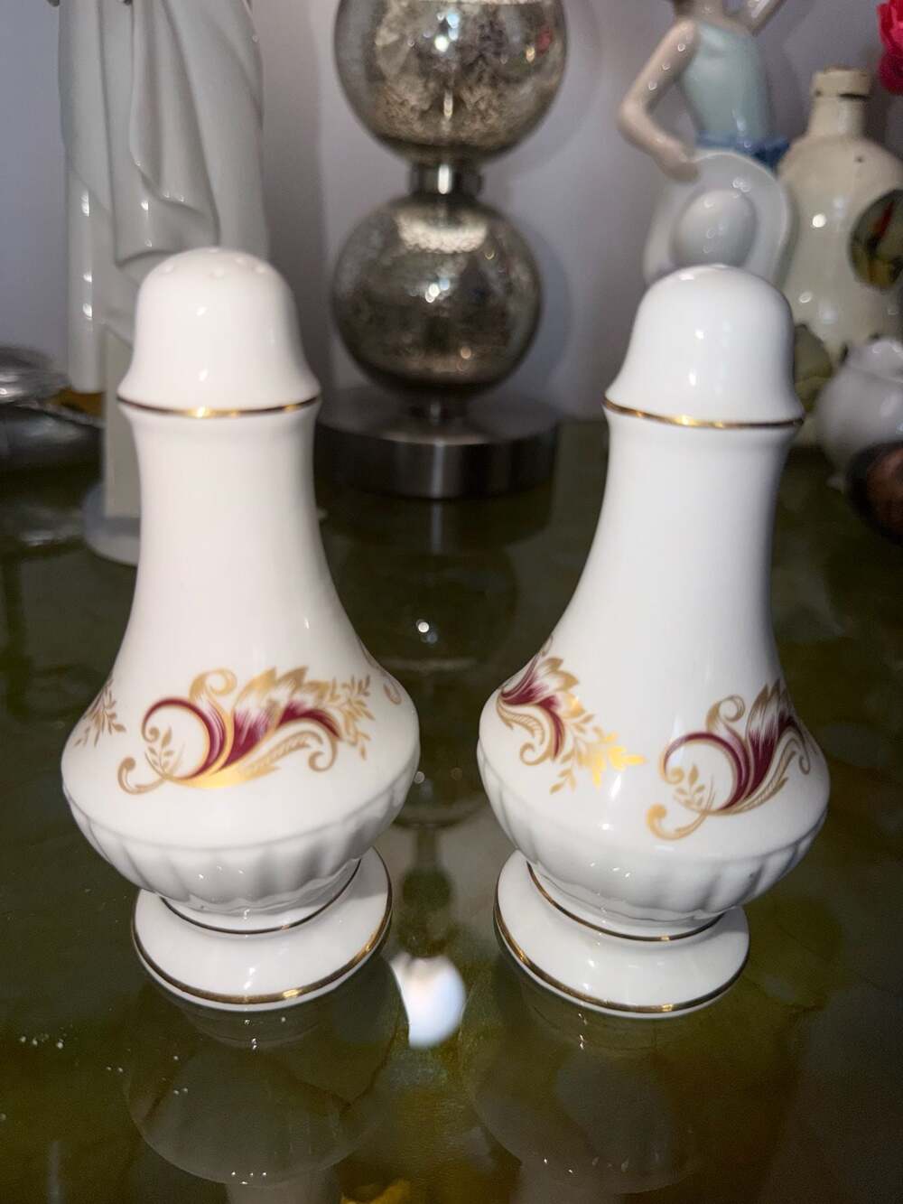 Royal Tara Irish Fine Bone China Salt and Pepper Shakers with Floral Gold Trim